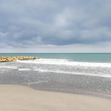 P44 2bd & 3ba Huge Terrance To The Sea 10 Min Walking Walled Cartagena