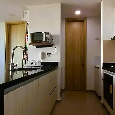 Apartamento P44 2bd & 3ba Huge Terrance To The Sea 10 Min Walking Walled Cartagena