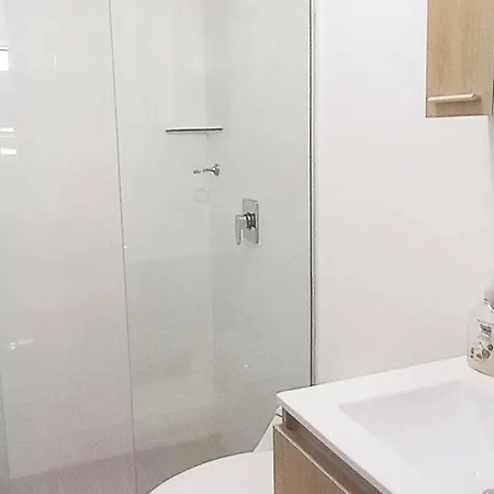 Apartamento P44 2bd & 3ba Huge Terrance To The Sea 10 Min Walking Walled
