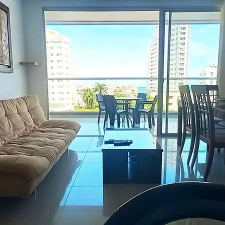 P44 2bd & 3ba Huge Terrance To The Sea 10 Min Walking Walled Cartagena