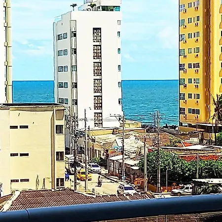 P44 2bd & 3ba Huge Terrance To The Sea 10 Min Walking Walled Apartamento *