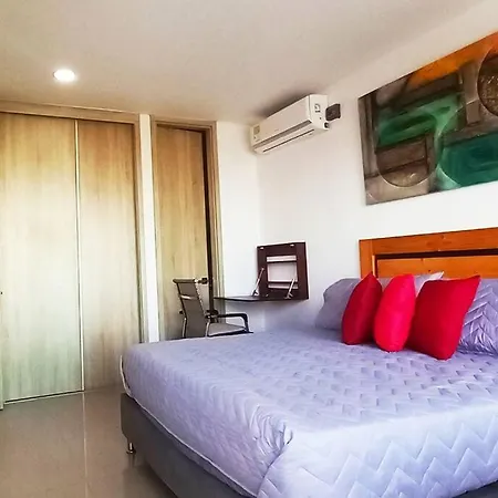 P44 2bd & 3ba Huge Terrance To The Sea 10 Min Walking Walled Apartamento Cartagena